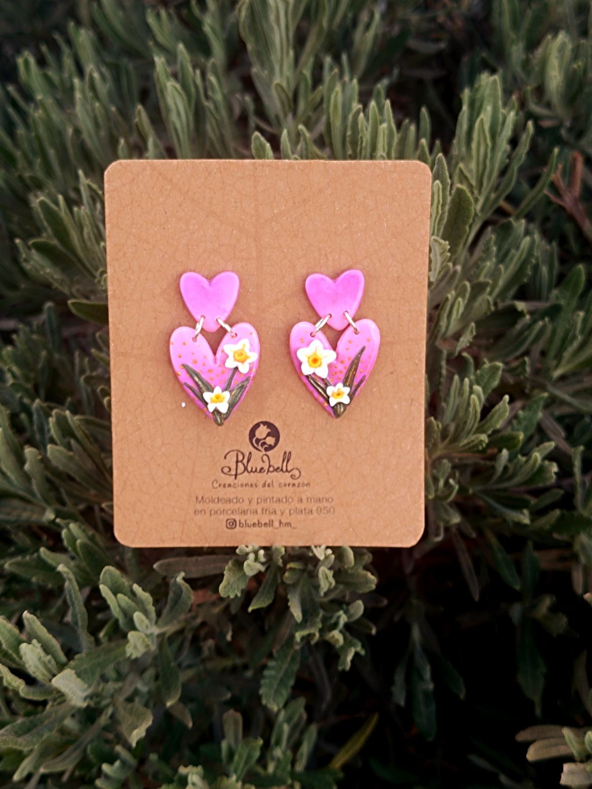 Aros colgantes corazon narcisos 